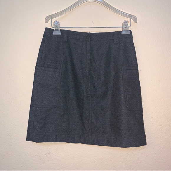 LOFT Dresses & Skirts - ✅ Ann Taylor LOFT Grey Wool Mini Skirt B19/13
